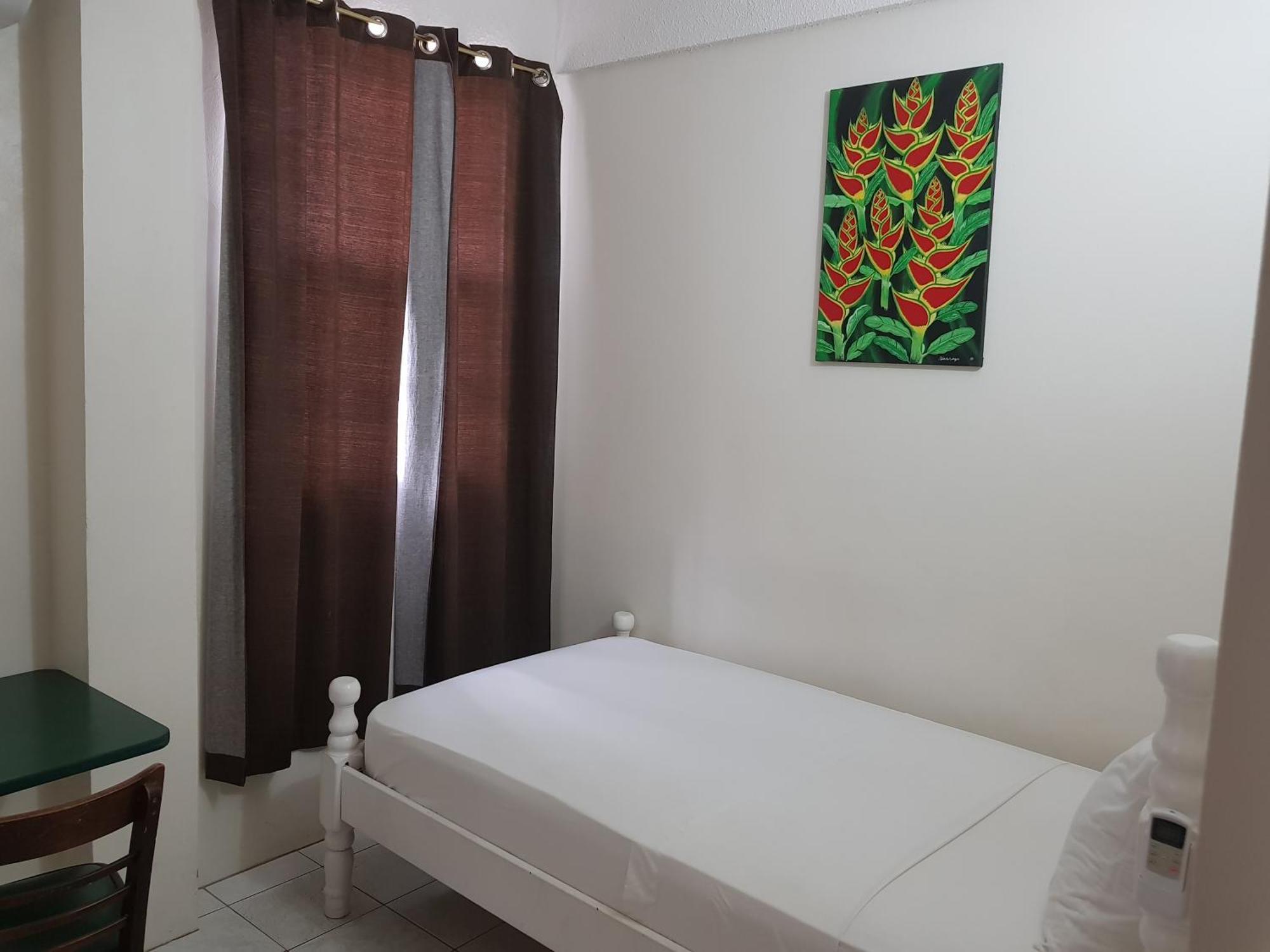St. James Guesthouse Розо Екстер'єр фото